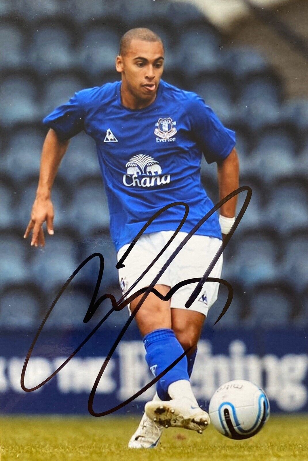 James Vaughan Genuine Hand Signed 6X4 Photo Poster painting - Everton 2