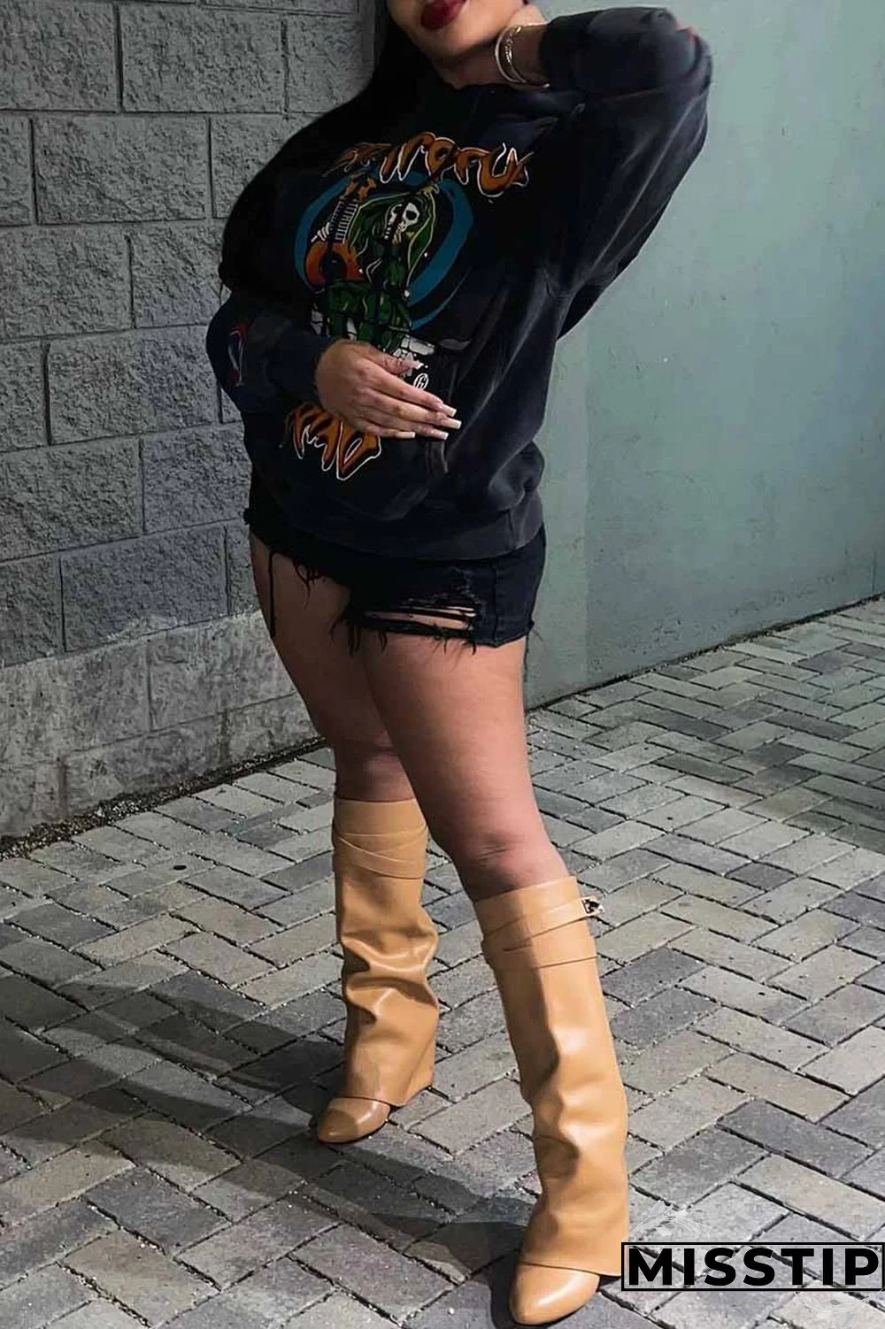 Black Street Print Letter Hooded Collar Tops