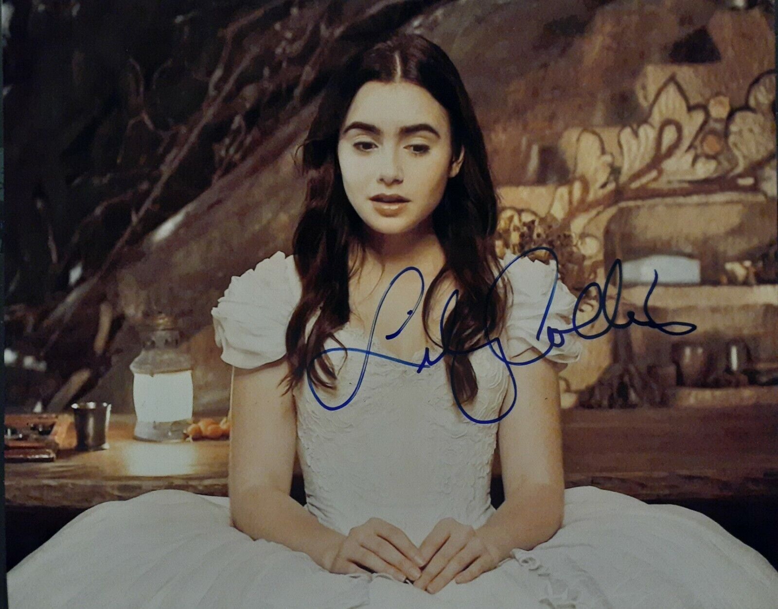 Lily Collins signed 8x10