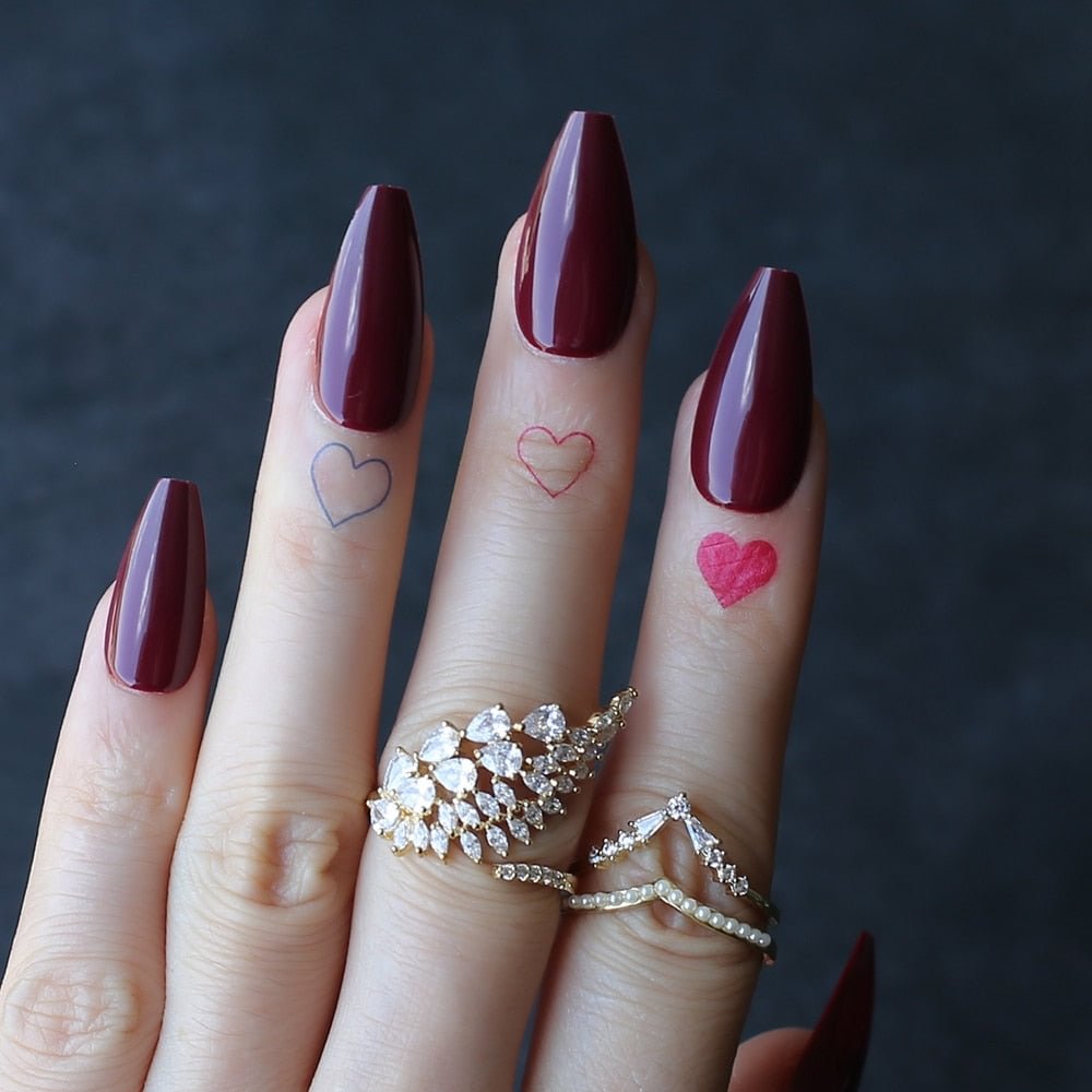 The latest shape of the little Ballet Fake nails Burgundy color false nails Vampire UV gel Coffin Exquisite Artificial nails M