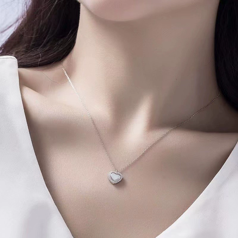 Love Zirconia Shell Necklace