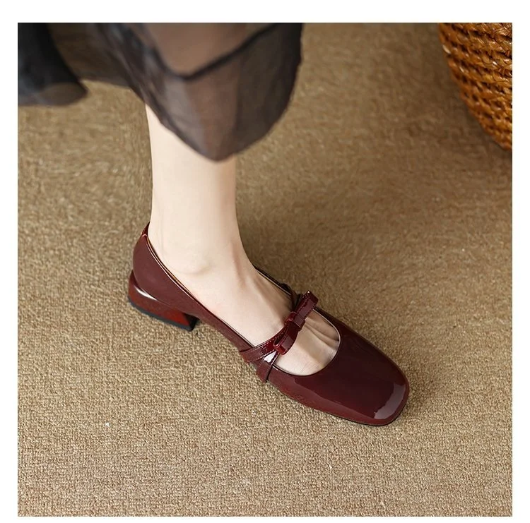 Churchf Churchf Retro Low Heel Thick Heel Bow Mary Jane Shoes Female Autumn 2024 New Patent Leather Shallow Mouth College Wind Single Shoes