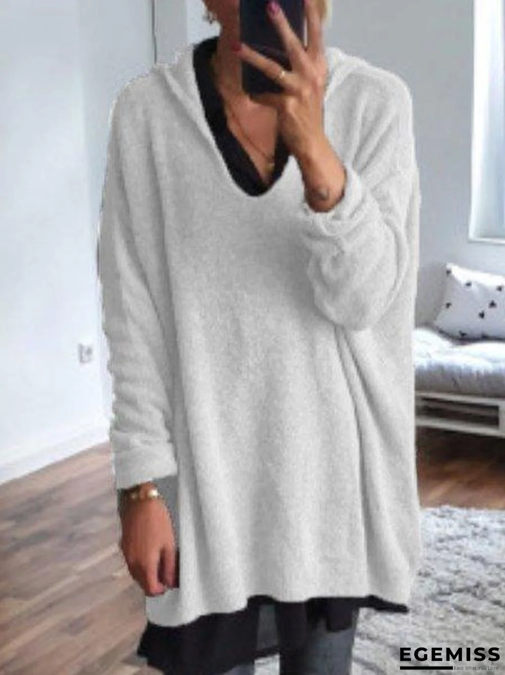 Women Solid Color Wool Blend V Neck Shift Pullover Sweater | EGEMISS