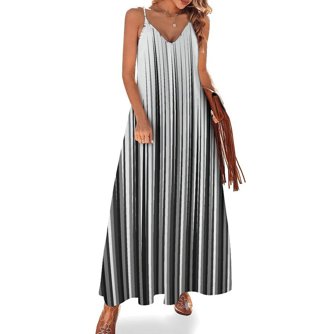 Style & Comfort for Mature Women Plus Size Printed Sling Casual Women Maxi Dress in Pattern Geometry, Ray, Black