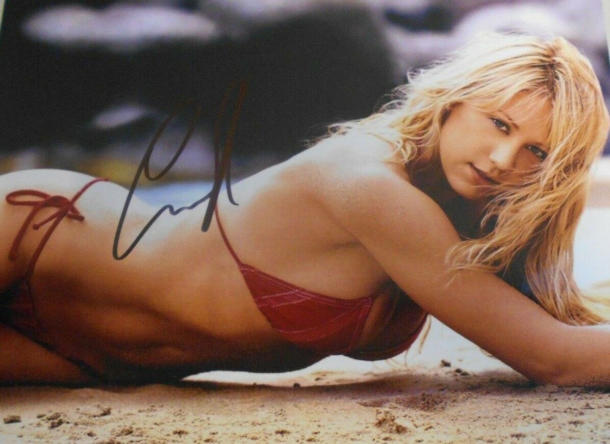 ANNA KOURNIKOVA * TENNIS SUPER STAR * HAND SIGNED 8X10