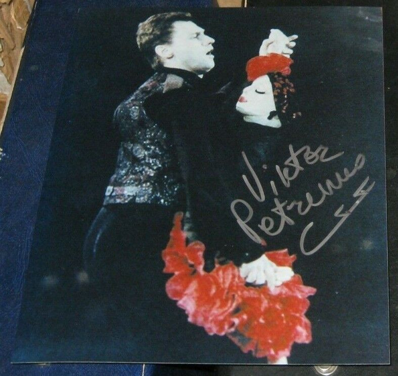 Victor Petrenko Olympic Gold Medal Figure Skating SIGNED AUTOGRAPHED 8x10 Photo Poster painting