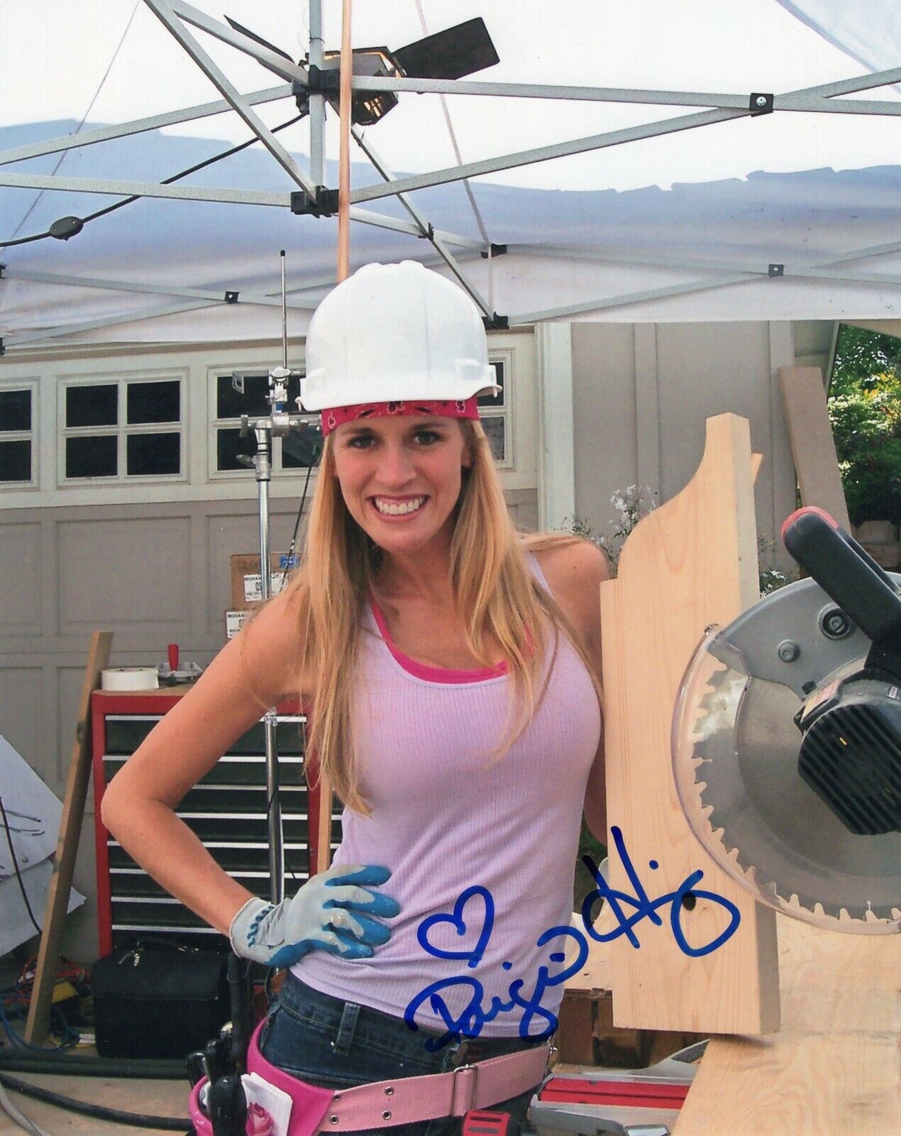 Paige Hemmis Signed 8x10 Photo Poster painting w/COA Extreme Makeover Home Edition