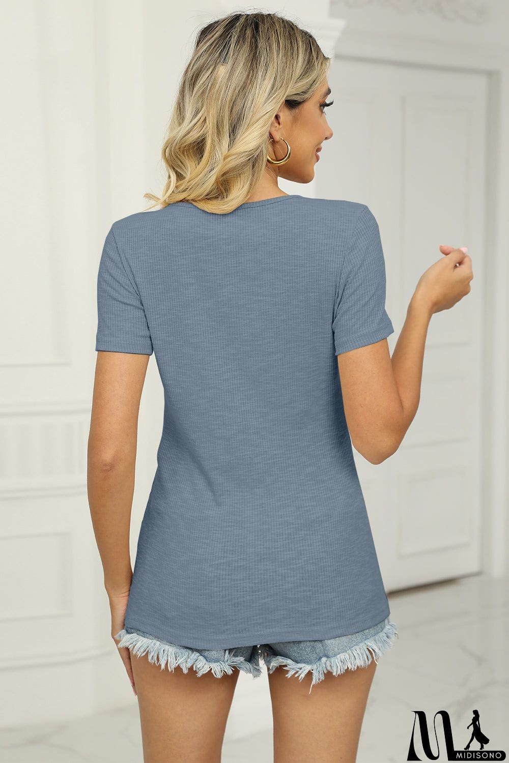 MidiSono - Twisted V-Neck T-Shirt