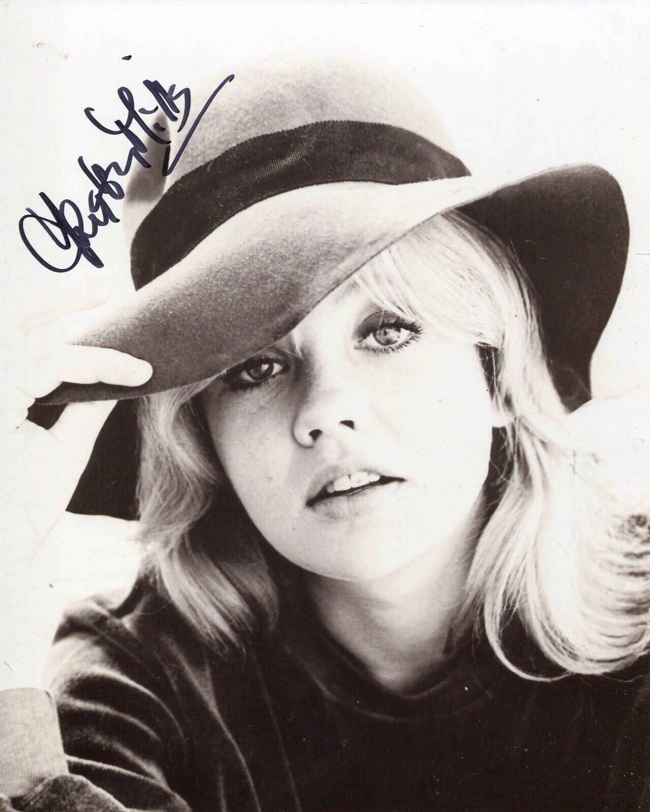 Actress HAYLEY MILLS signed 8x10 Photo Poster painting - In Person signing Ref30