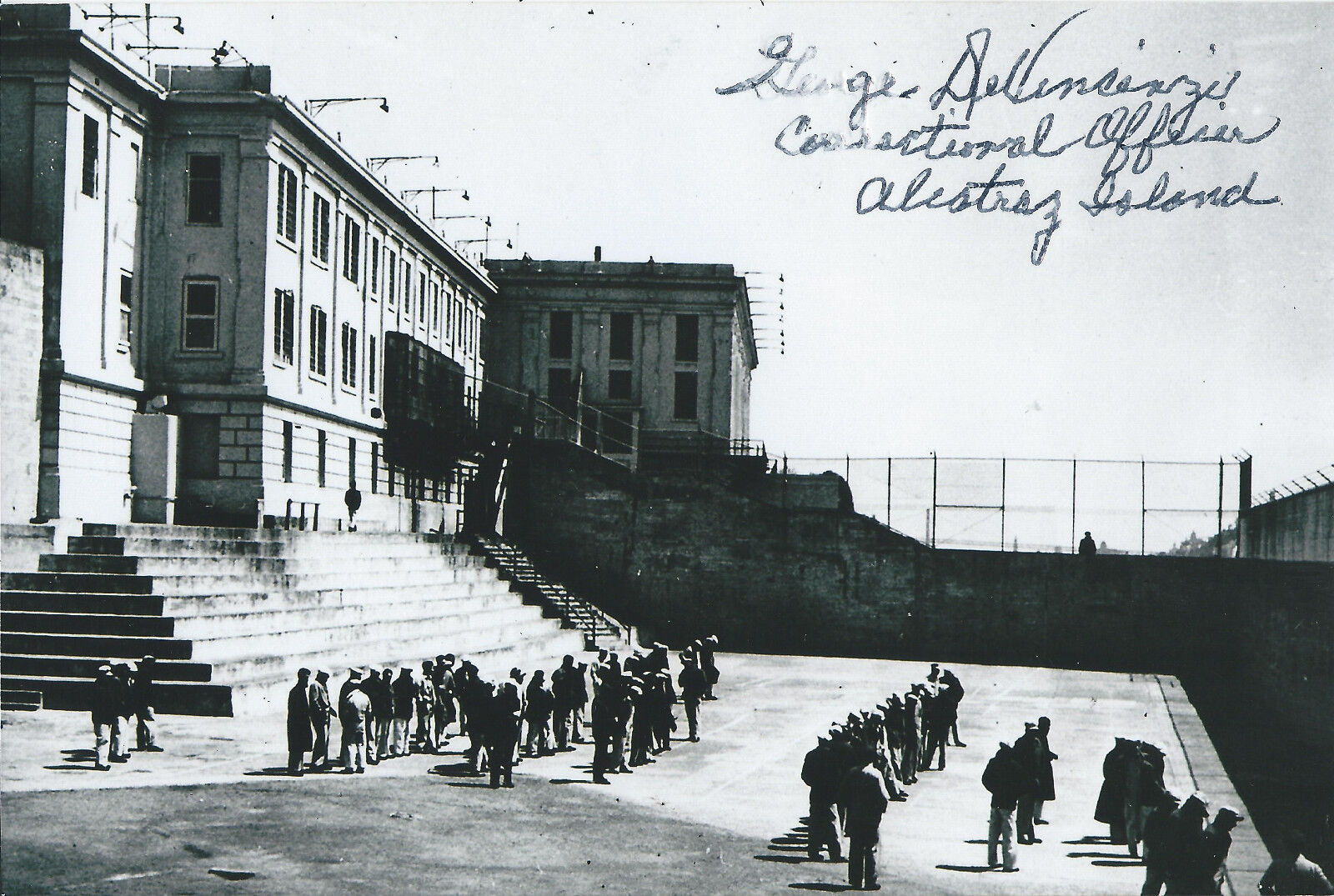 George DeVincenzi Signed 4x6 Photo Poster painting Alcatraz Island The Rock