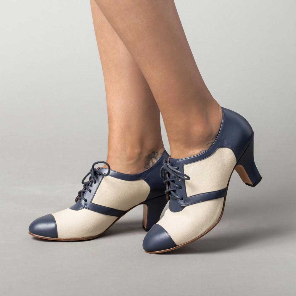 Ivory & Navy Patchwork Lace-Up Chunky Heel Oxford Shoes Women Nicepairs