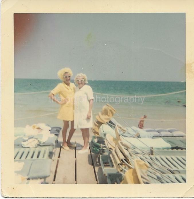 FOUND Photo Poster paintingGRAPH Color A DAY AT THE BEACH Original Snapshot VINTAGE 19 35 E