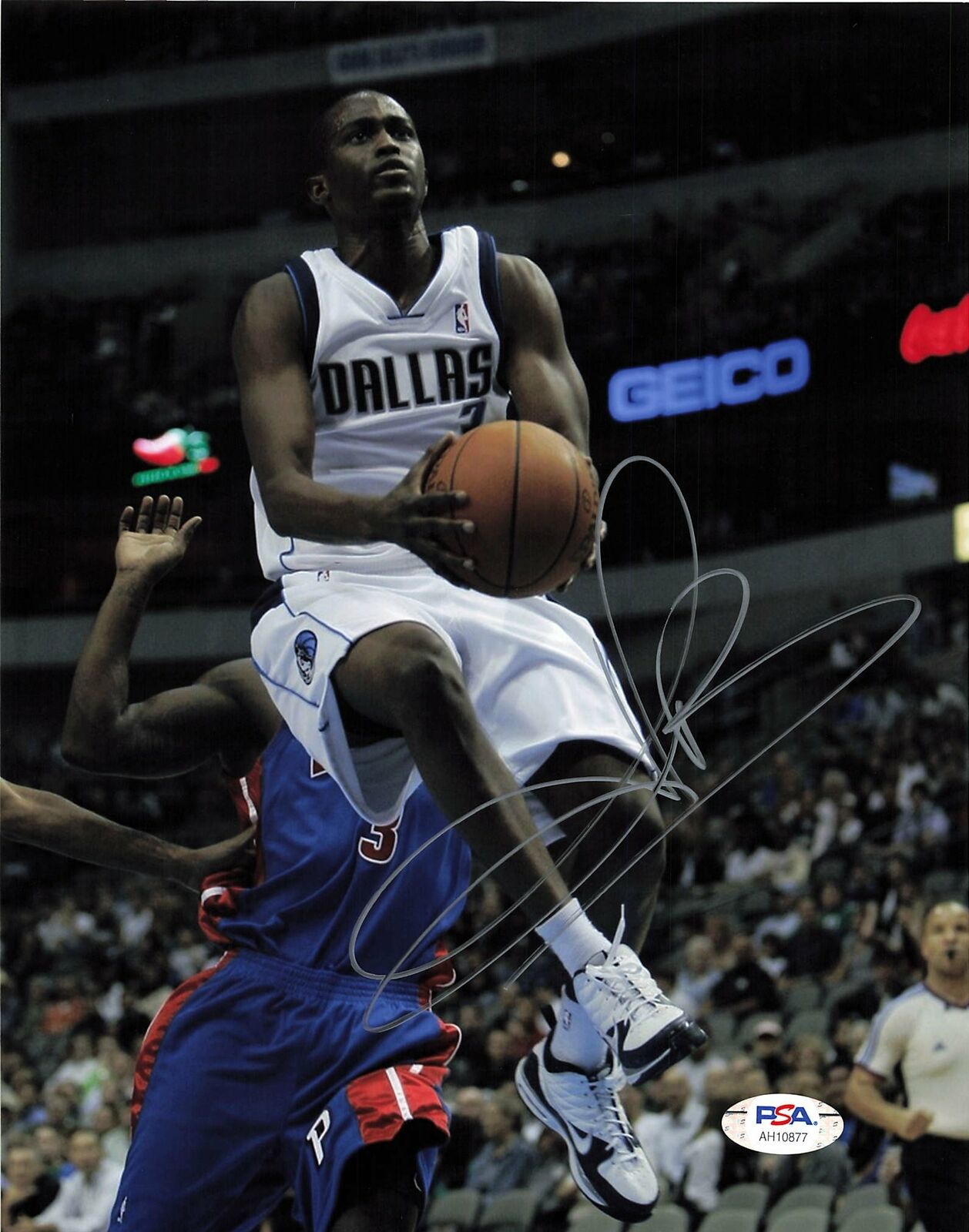 Rodrigue Beaubois signed 8x10 Photo Poster painting PSA/DNA Dallas Mavericks Autographed