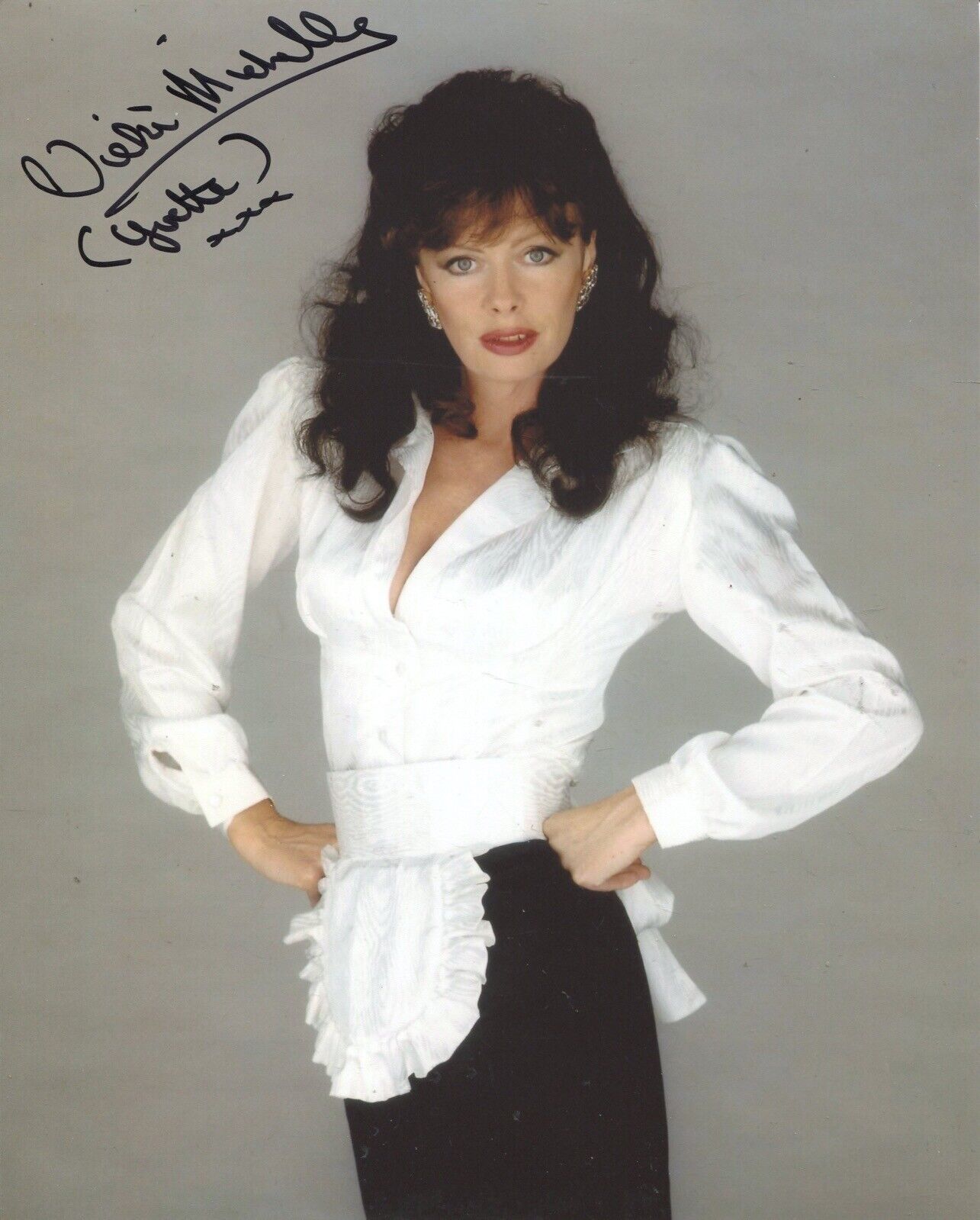 Actress Vicki Michelle signed 8x10 ALLO ALLO Photo Poster painting No2 - UACC DEALER