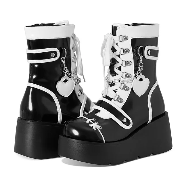 Zhungei Style Rock Women's Shoes Autumn New Thick-soled Boots Short Boots Heart-shaped Cross Metal Decoration Punk Style Gothic