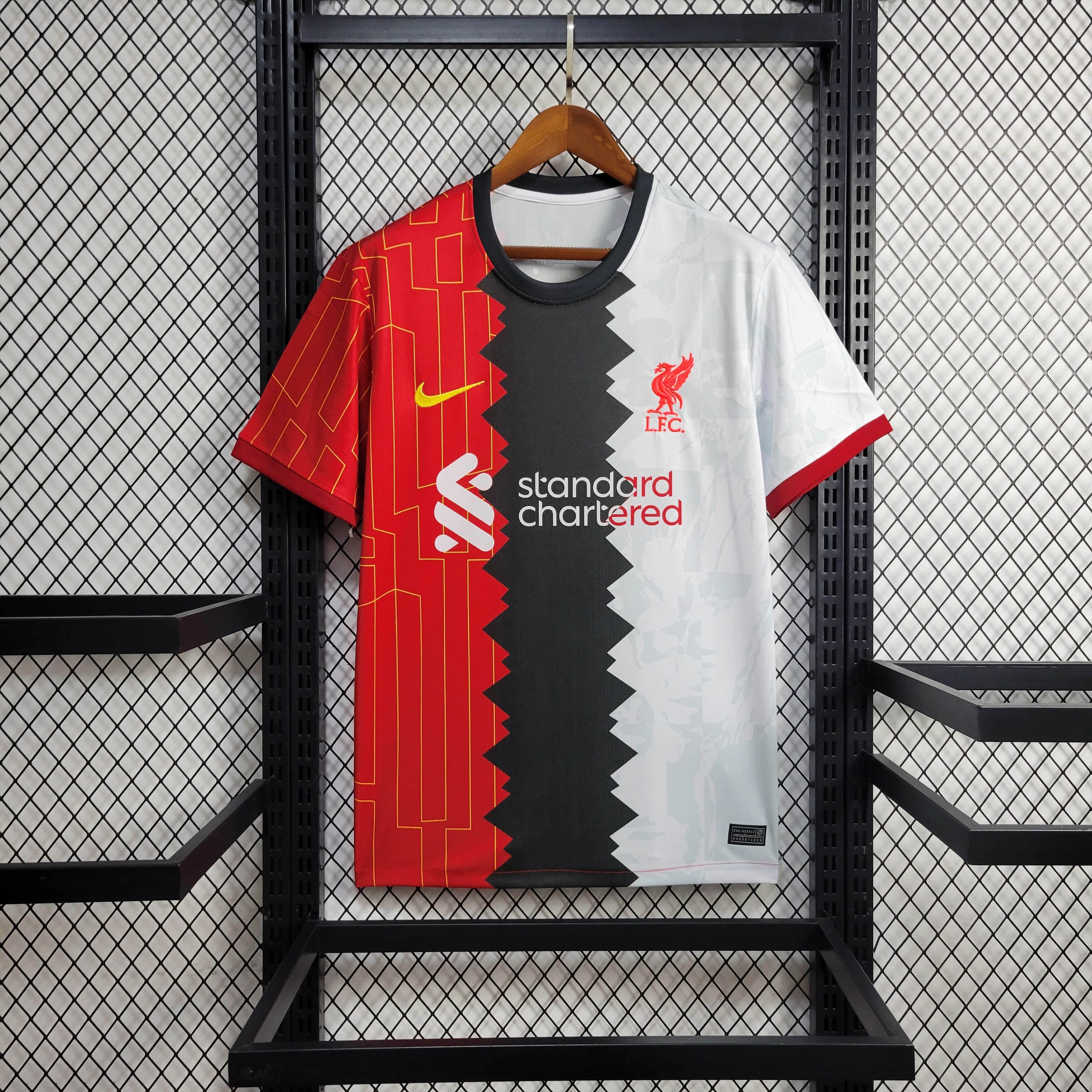 Liver.pool 24-25 Three Joint Special Edition Jersey - Fans Version