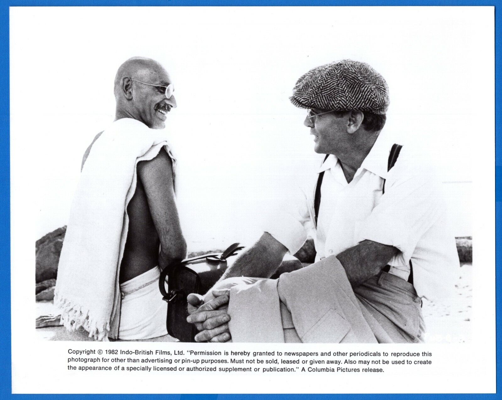 BEN KINGSLEY Actor 8x10 Vintage Promo News Press Photo Poster painting GANDHI Movie 1982