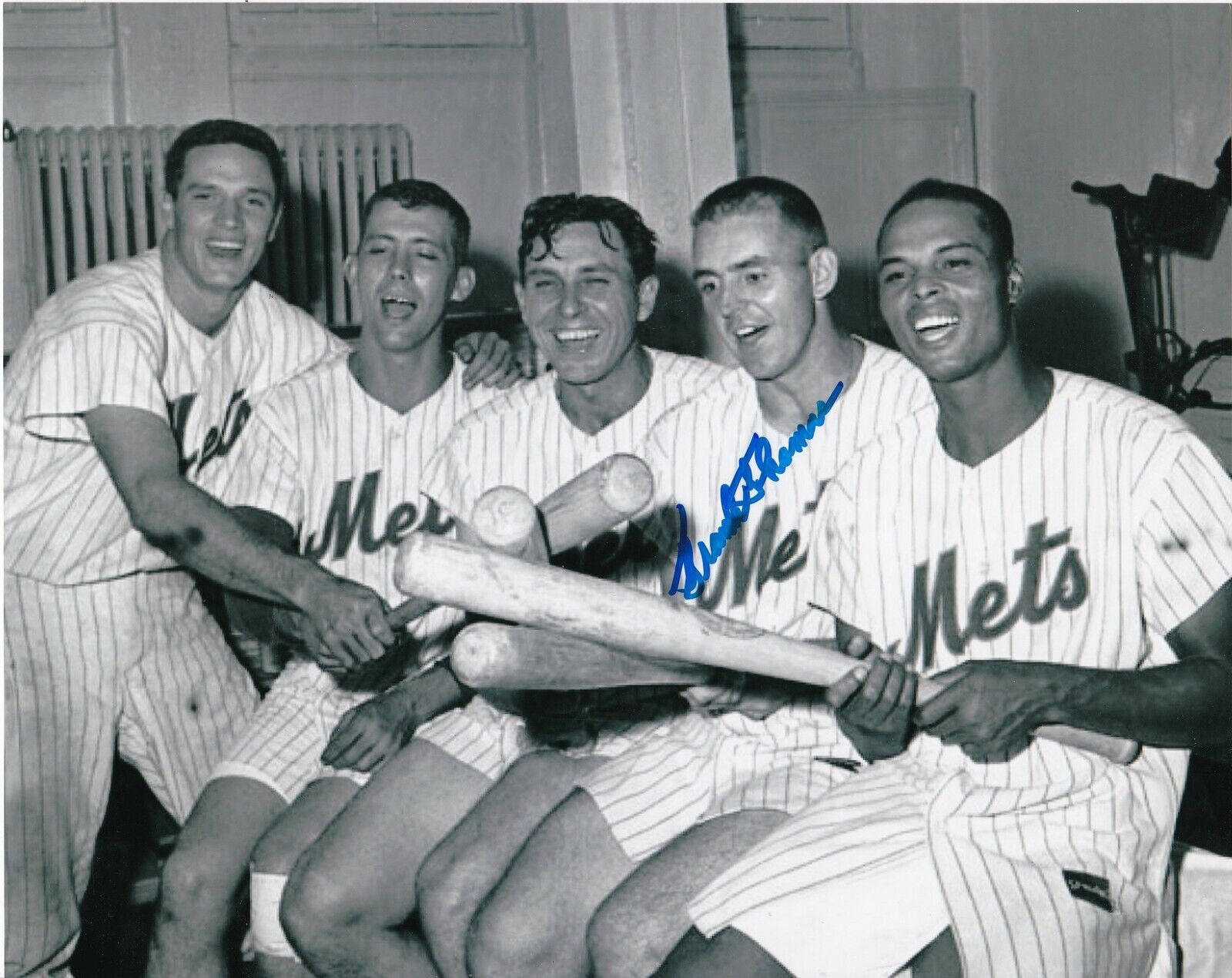 FRANK THOMAS NEW YORK METS 1962 ACTION SIGNED 8x10