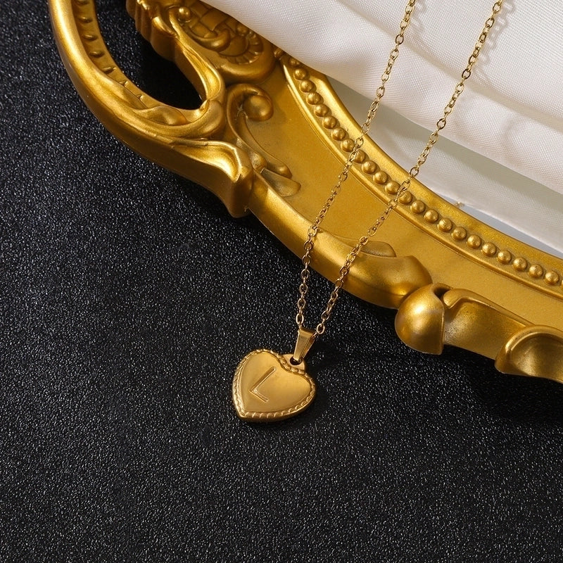 Vintage Style Minimalist Heart Shape Stainless Steel 18K Gold Plated Pendant Necklace