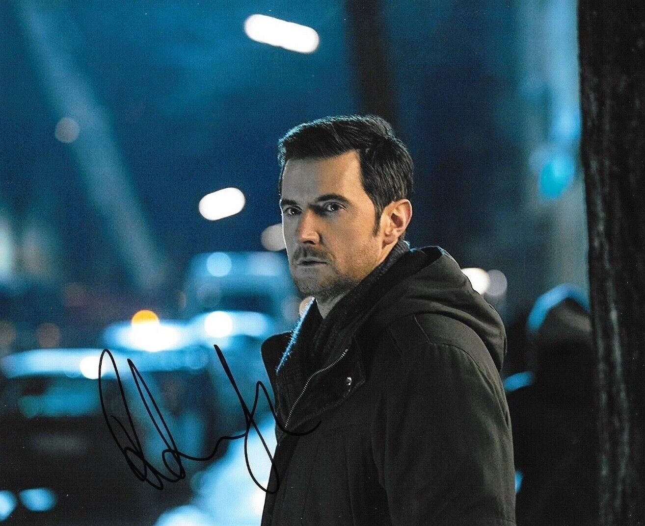 * RICHARD ARMITAGE * signed autographed 8x10 Photo Poster painting * BERLIN STATION * 3