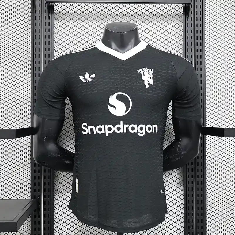 24/25 Player Manchester United Black Goalkeeper Soccer Jersey