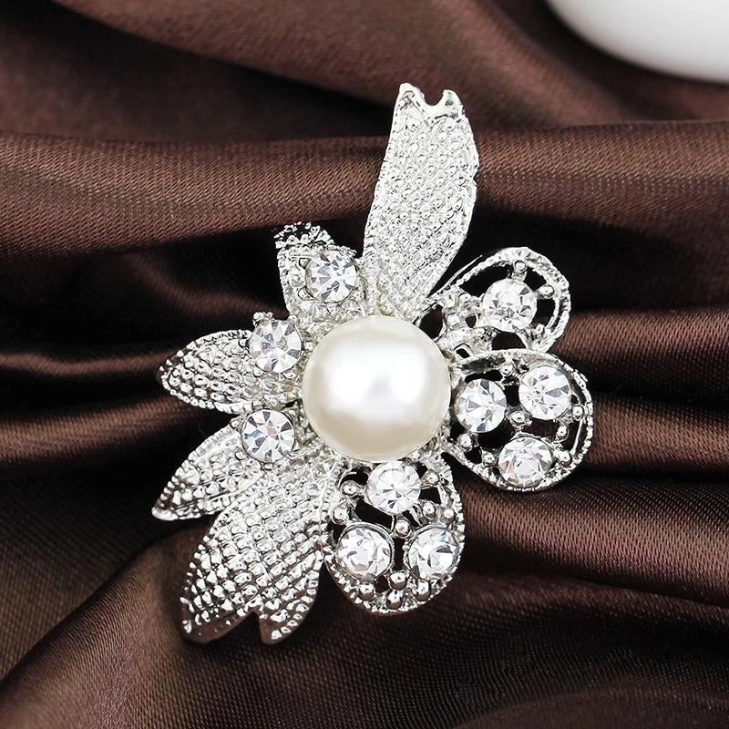 Korean Style Pin Flower Alloy Plating Women’S Brooches