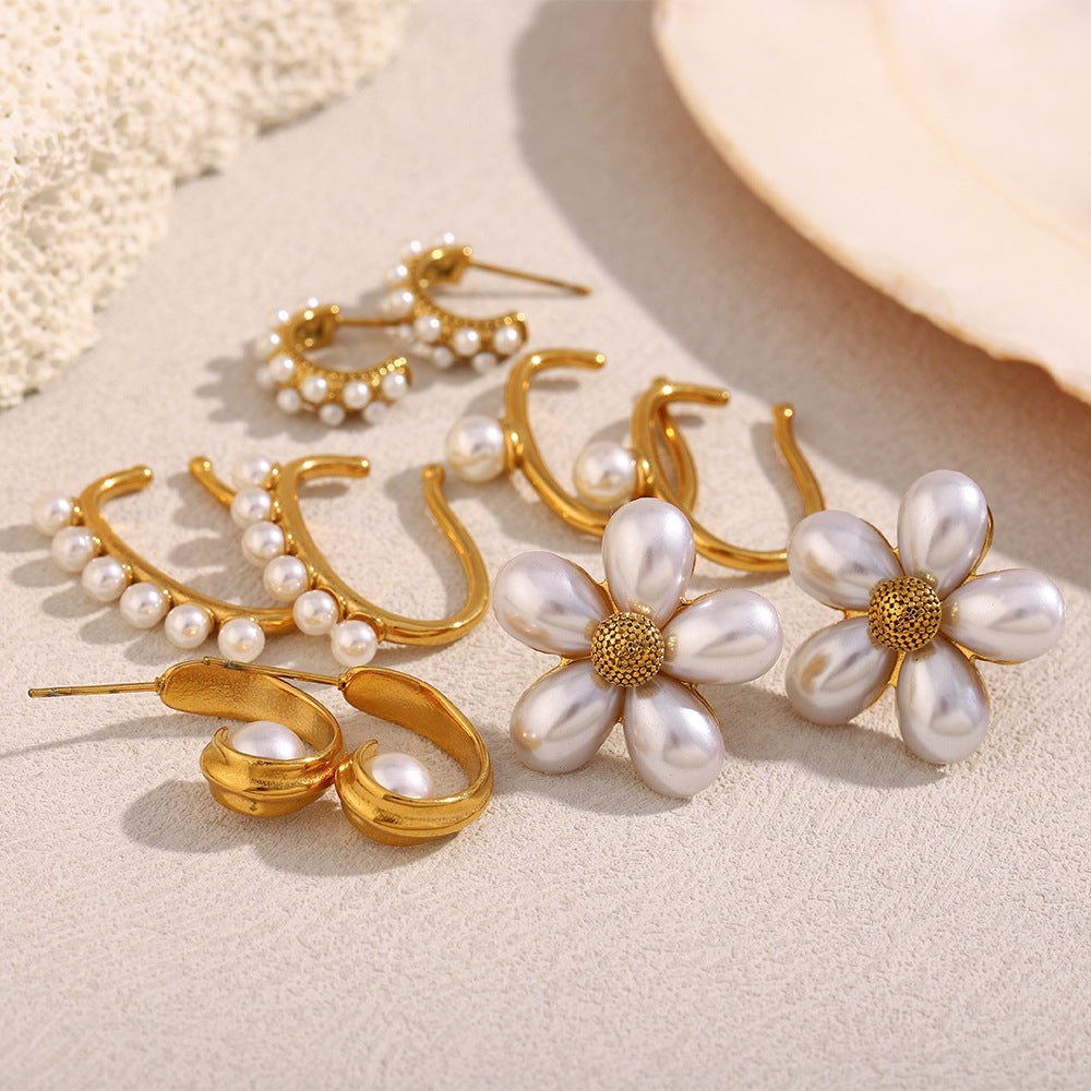 French Exquisite Stainless Steel Plated 18K Gold Curling Wrapped French Pearl Flower Earrings