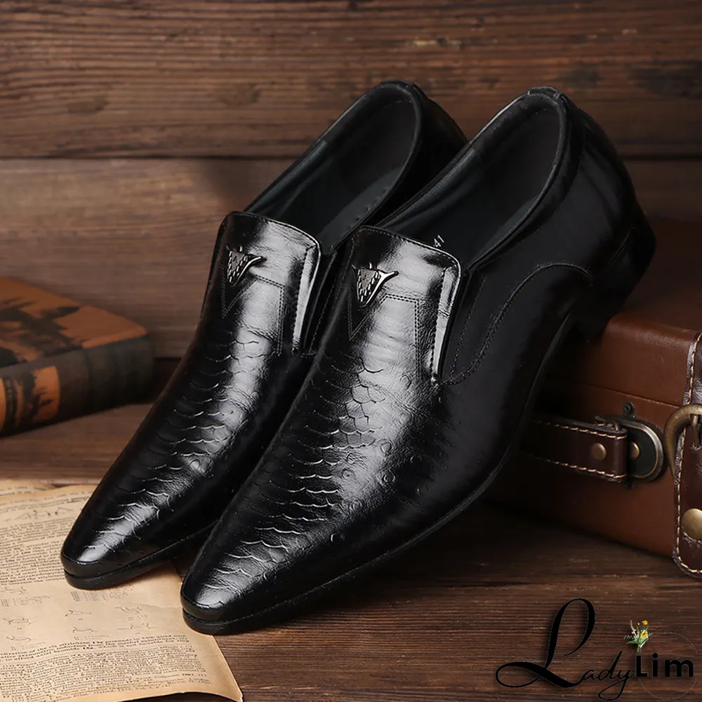 Brown Casual Vintage Basic Pointed Leather Shoes