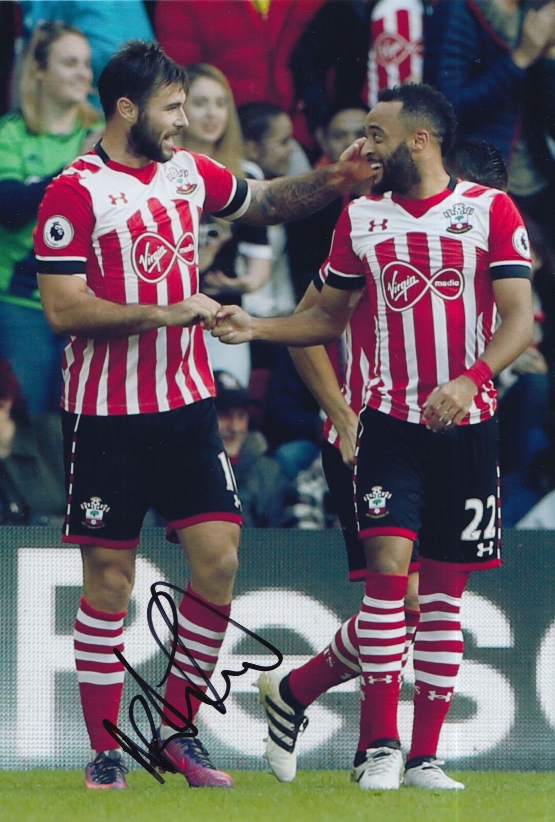 SOUTHAMPTON HAND SIGNED NATHAN REDMOND 12X8 Photo Poster painting 1.