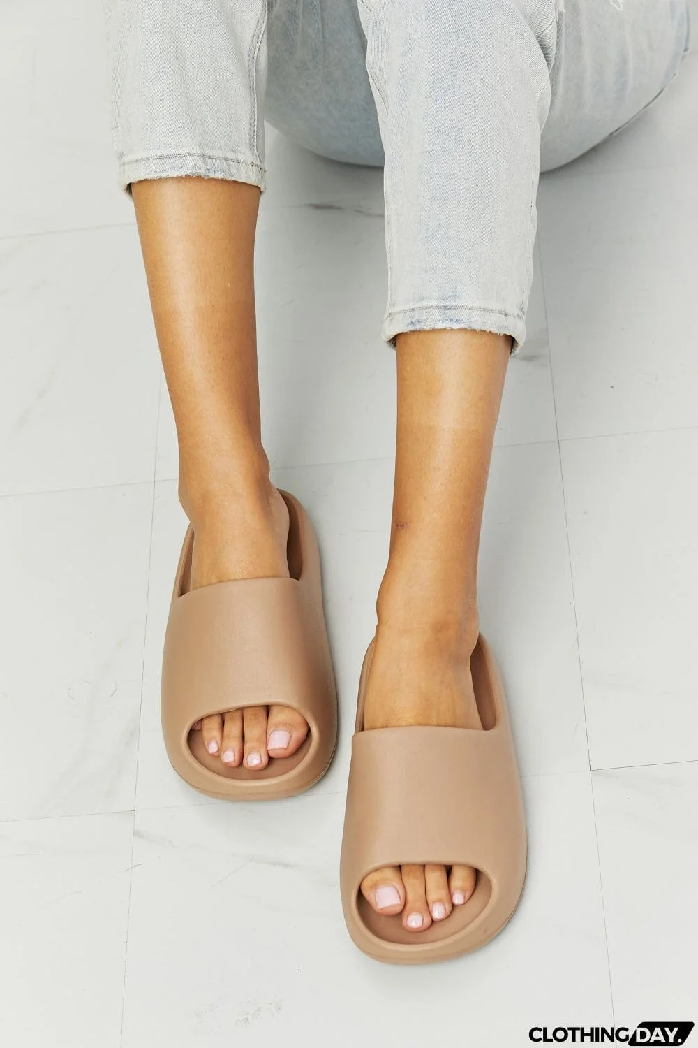 NOOK JOI In My Comfort Zone Slides in Beige