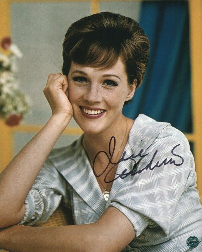 JULIE ANDREWS Autographed Original 8x10 Photo Poster painting LOA TTM