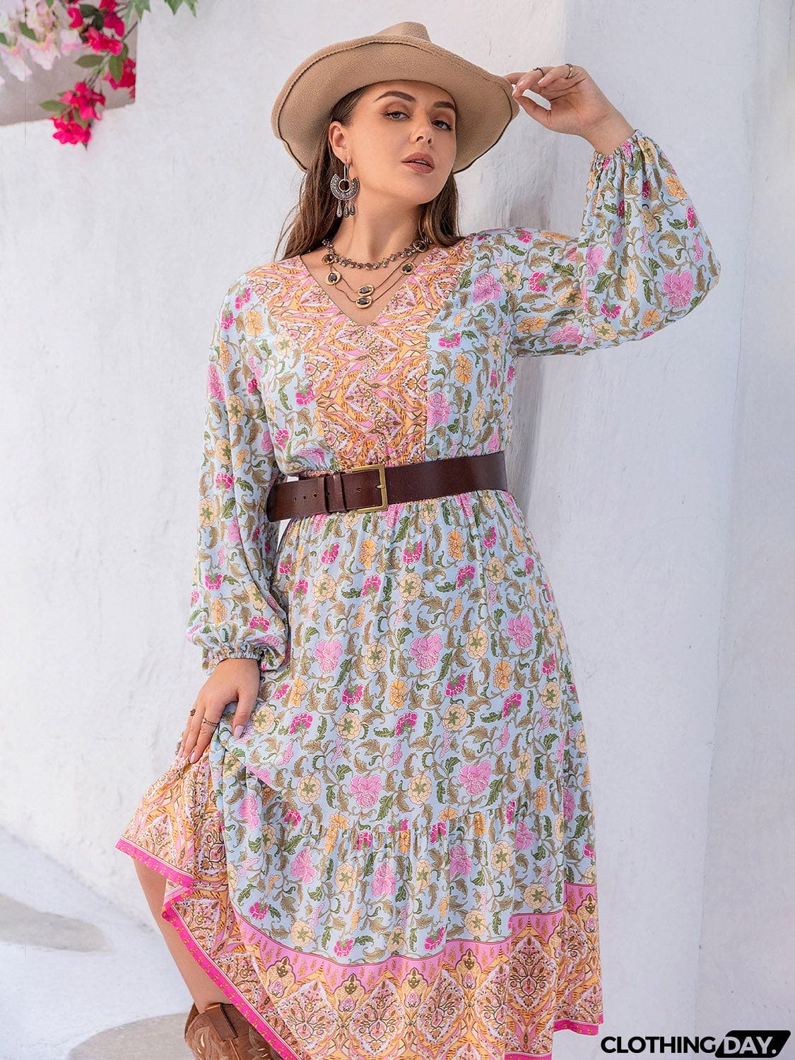 Plus Size Printed V-Neck Long Sleeve Dress
