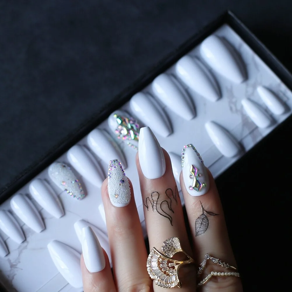Short Ballet Coffee Advanced crystal design False nails Custom logo box Glossy Coffin Blair Fake nails Dark brown Gel-Nail Inspo