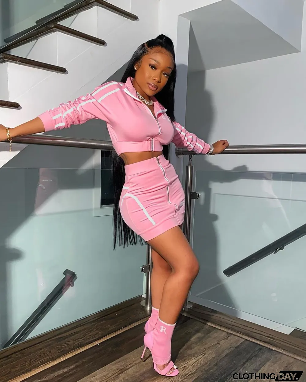 Fashion Letter Embroidery Zipper Skirt Suit