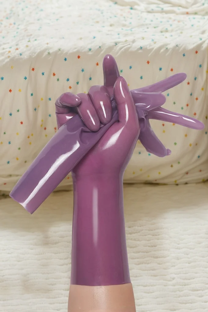Unisex Latex Gloves Translucent Lilac Classic Short Molded Latex Gloves Sophisticated Minimalist Gloves (KG31590)