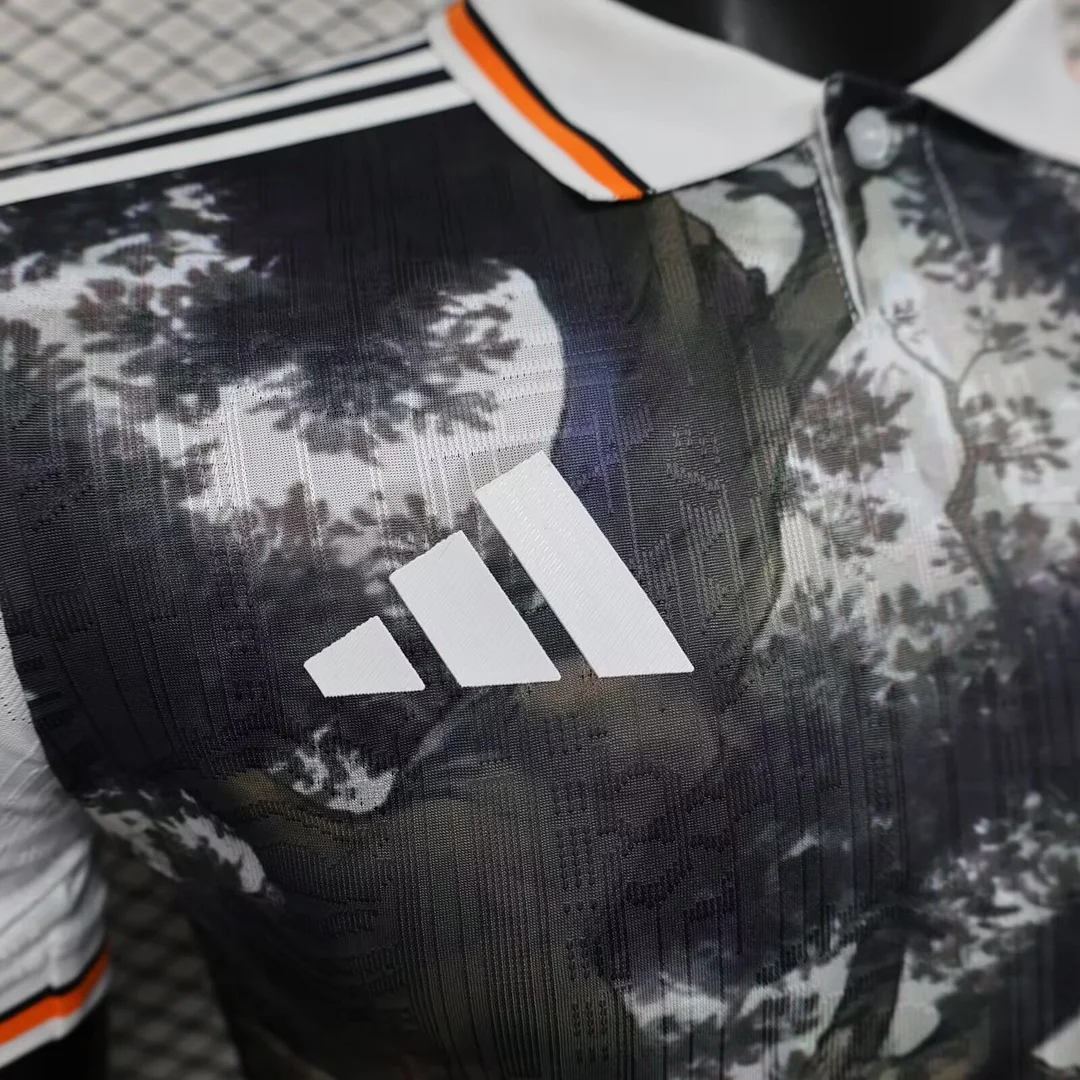 2025 Japan Special Edition Player Version Football T-Shirt Thai Quality