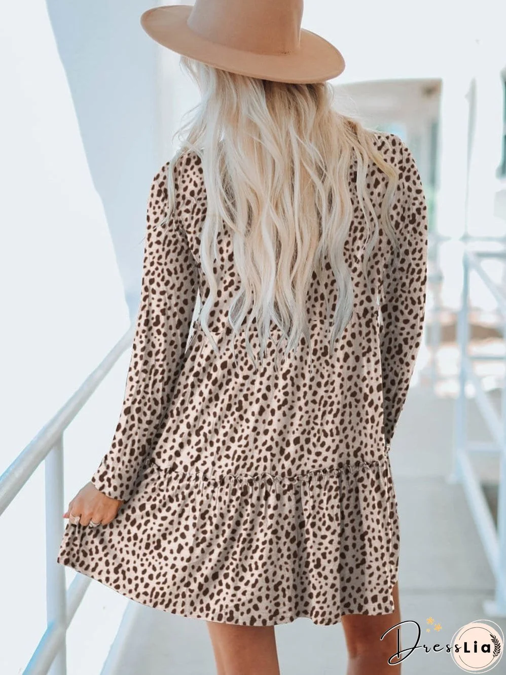 Feminine Floral Dress with V-Neck