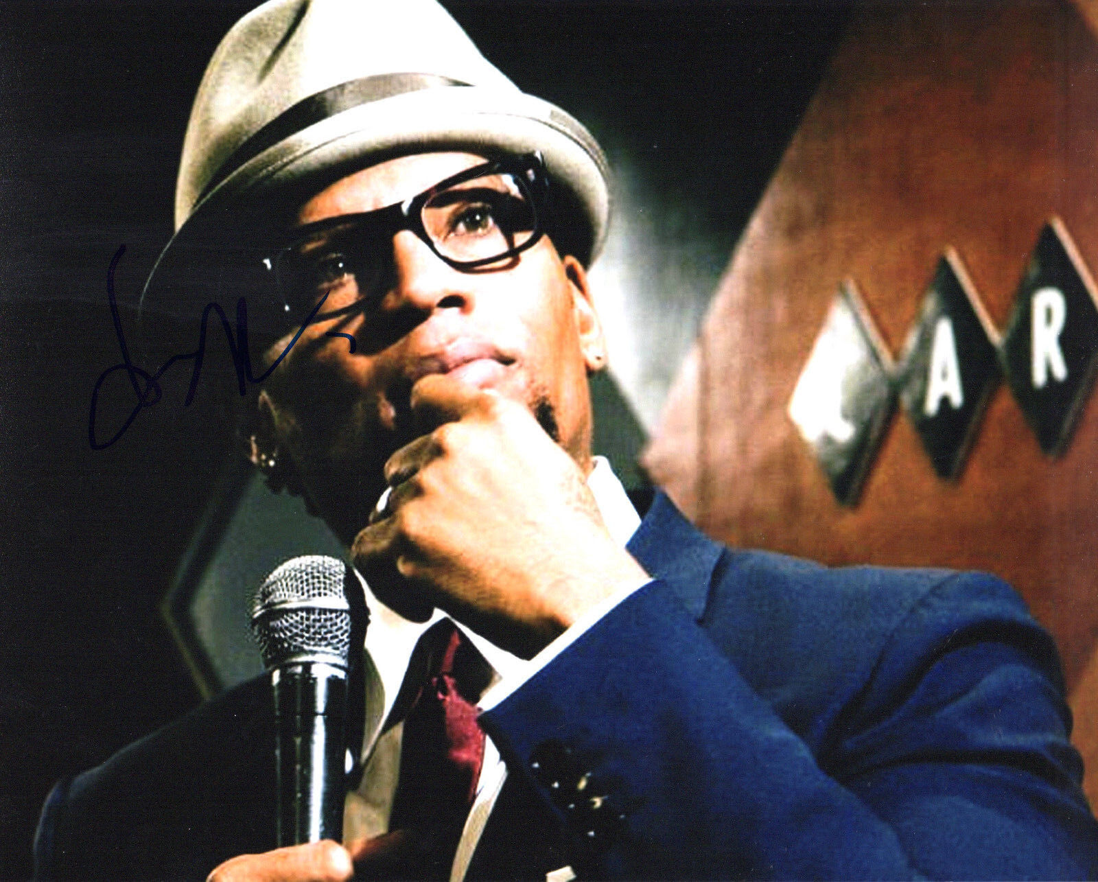 GFA The Original Kings of Comedy * D.L. HUGHLEY * Signed 8x10 Photo Poster painting D3 COA