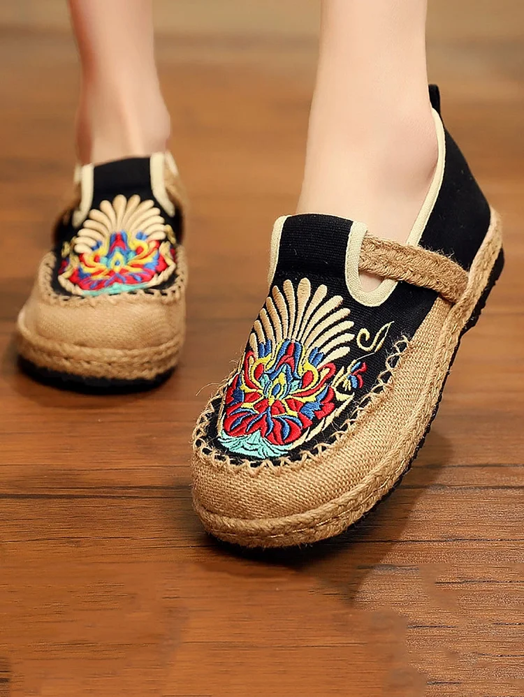 Scarpe da donna in tela di lino con ricamo primaverile