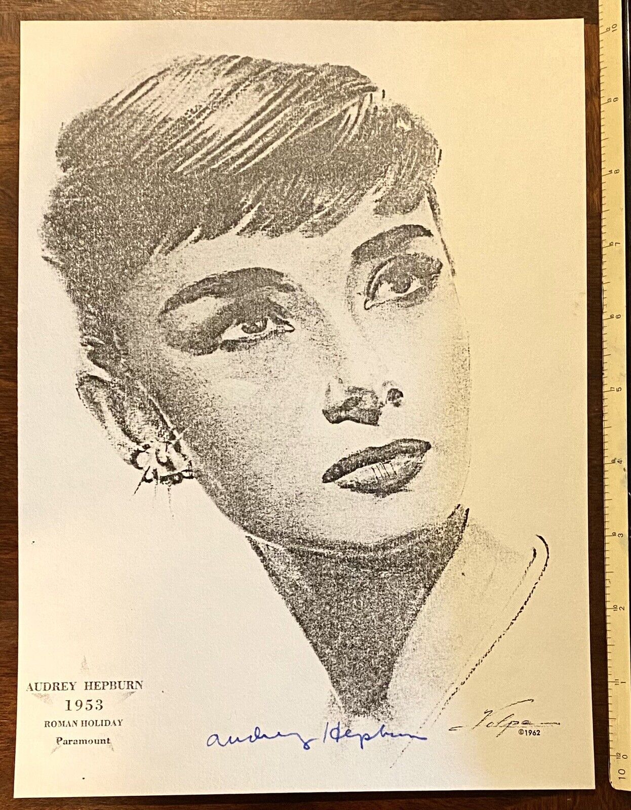 Audrey Hepburn Signed 7.5x10 Autographed Vintage Roman Holiday Photo Poster painting Tiffany’s