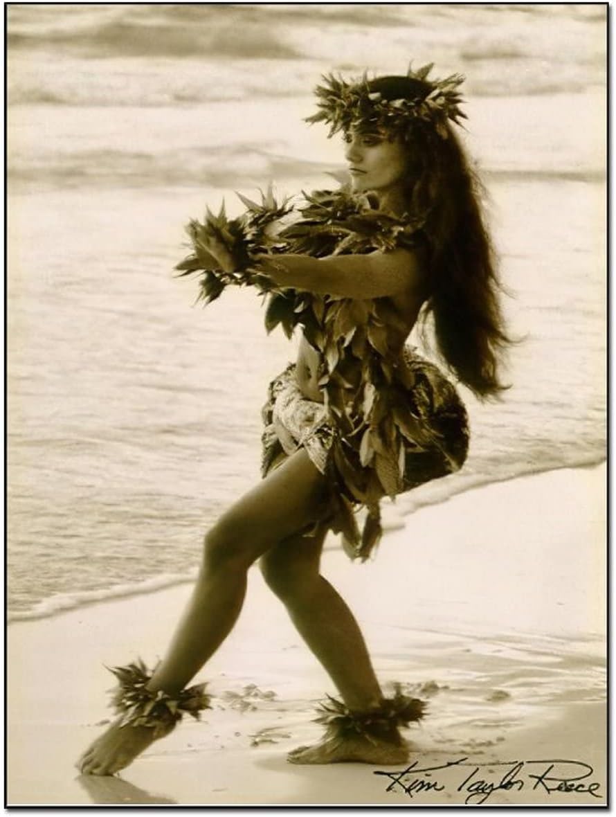 Music Posters Beach Girl Dancing Hawaiian Hula Wall Pictures Minimalist Posters Canvas Painting Wall Art Poster for Bedroom Living Room Decor 8x10inch(20x26cm) Unframe-Style 8x10inch(20x26cm)