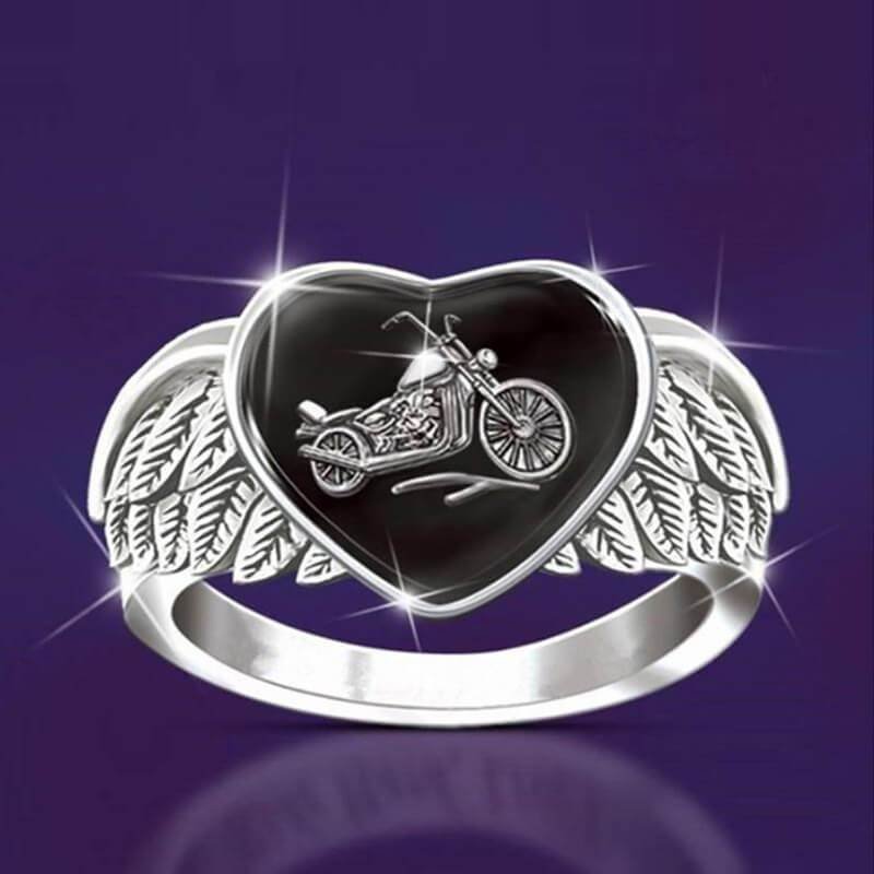 WoodyOrnament Heart Wings Motorcycle Ring
