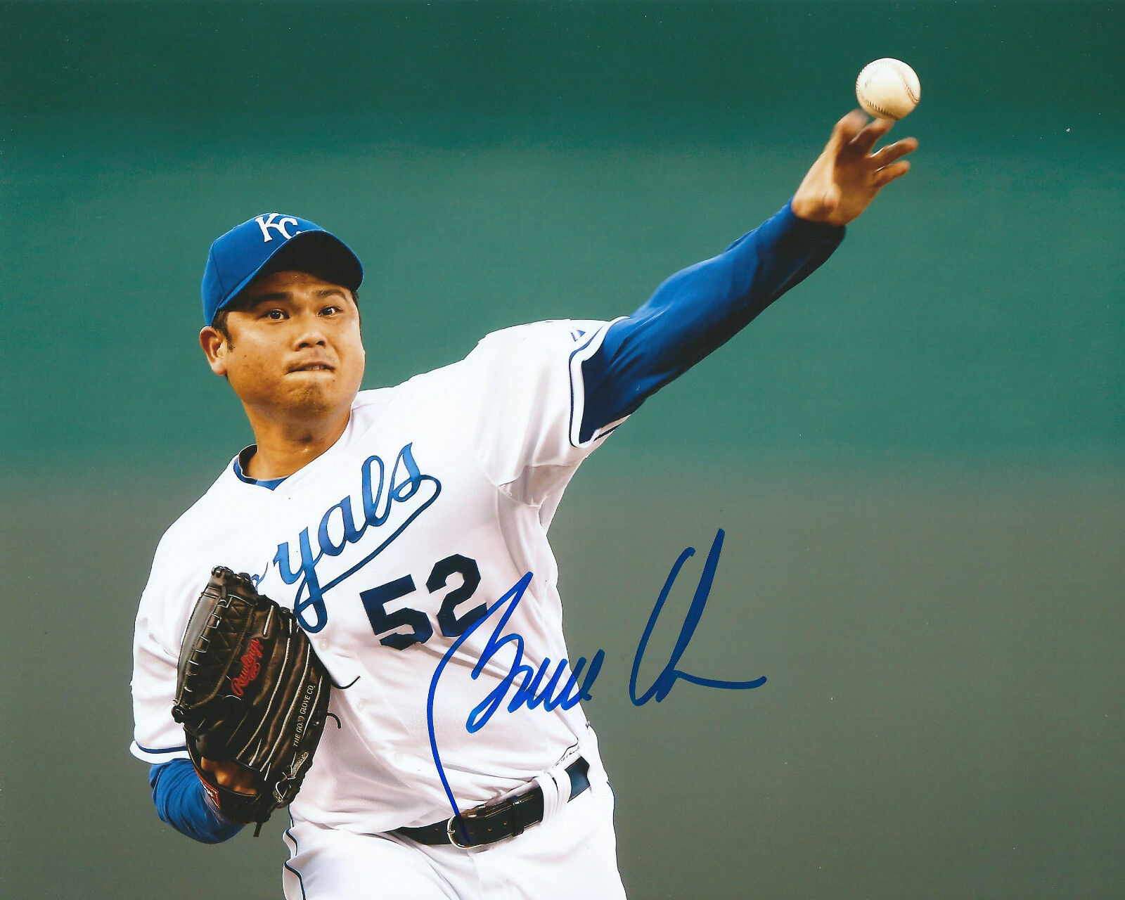 **GFA Kansas City Royals *BRUCE CHEN* Signed 8x10 Photo Poster painting B1 COA**