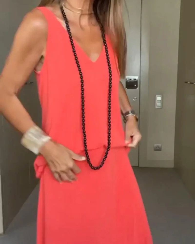 V-neck T-shirt Long Skirt Suit