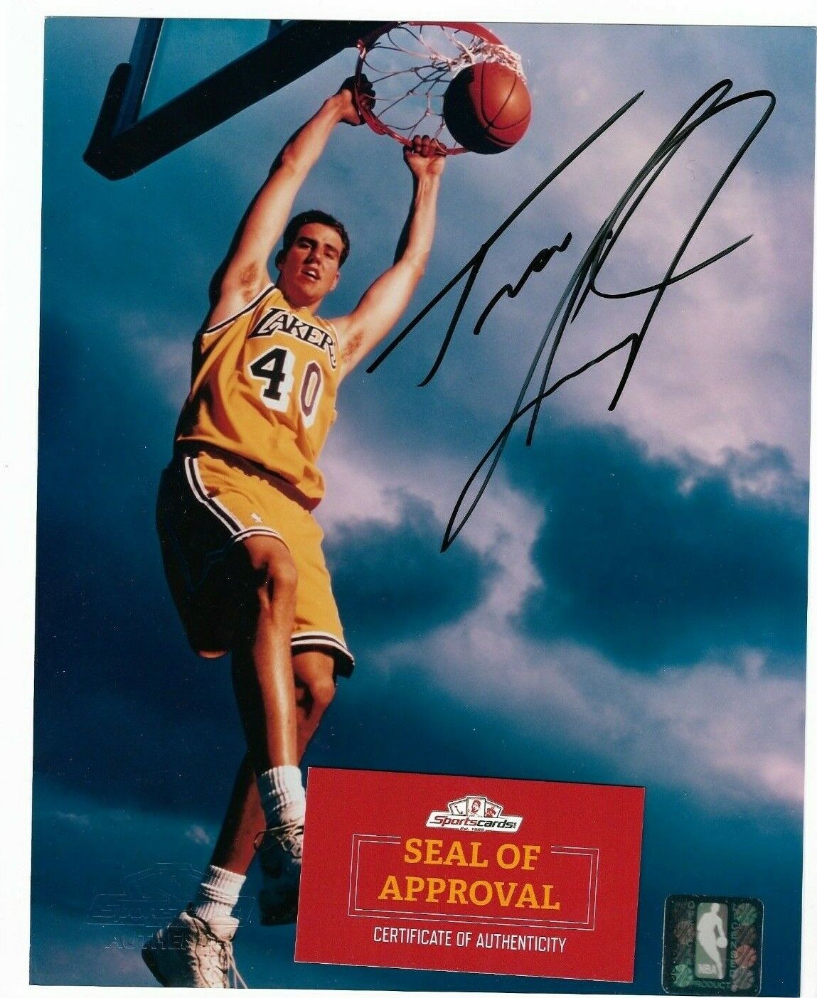 Los Angeles Lakers Autographed Travis Knight Basketball Signed 8x10 Photo Poster painting SCSOA