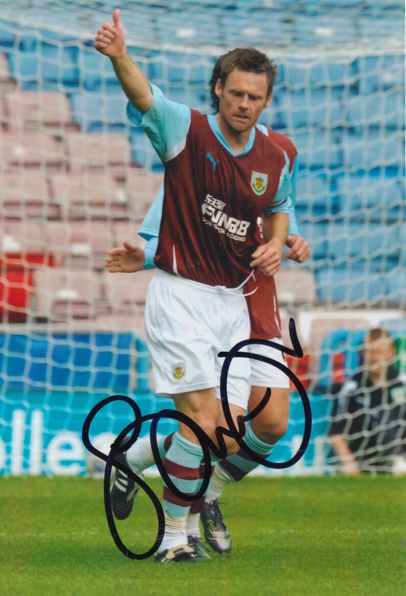 BURNLEY HAND SIGNED GRAHAM ALEXANDER 6X4 Photo Poster painting 7.