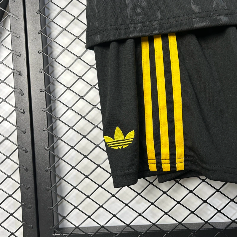 25/26 Manchester United Third Away Kids Kit Football Jersey Thai Quality