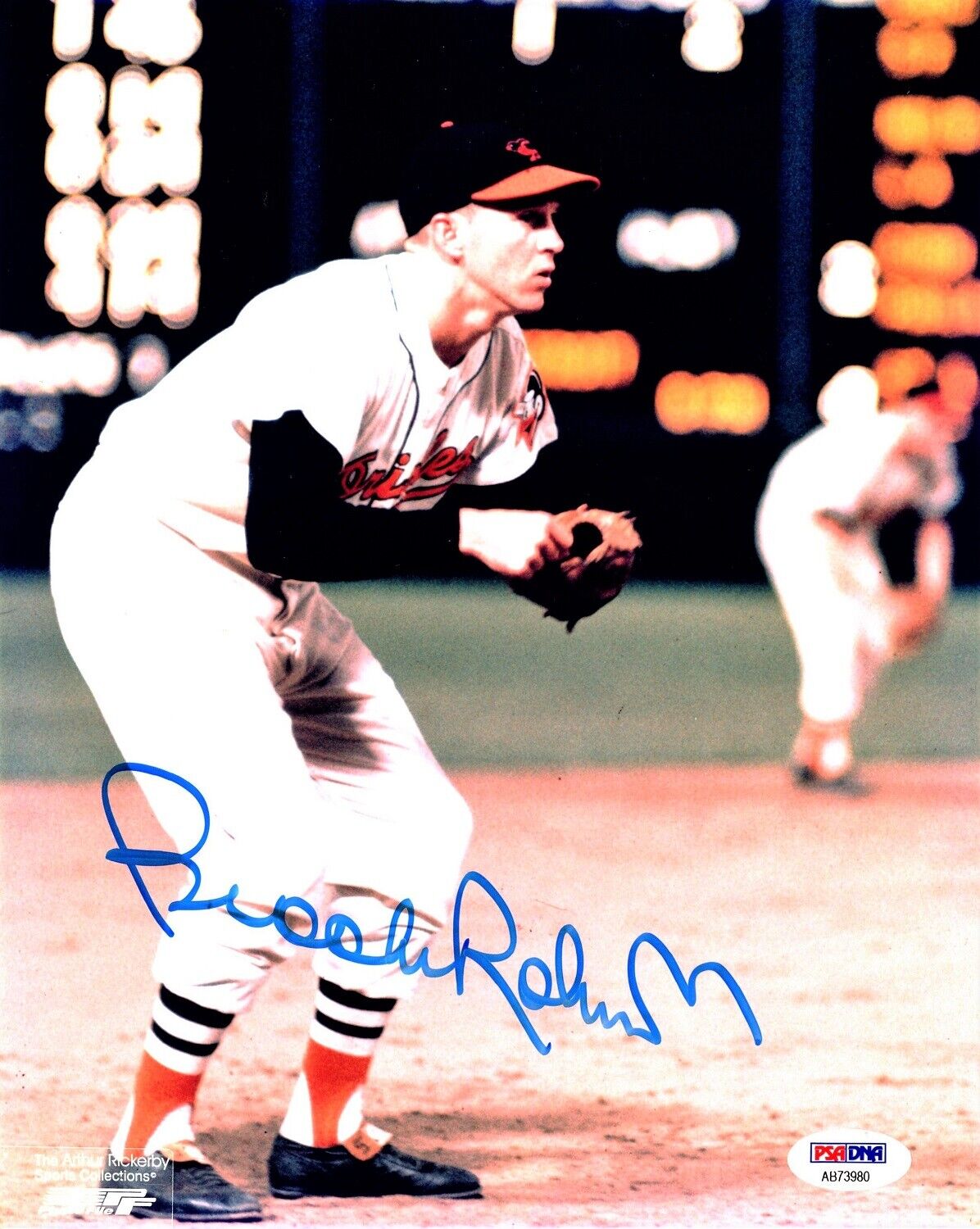 Brooks Robinson Signed - Autographed Baltimore Orioles 8x10 Photo Poster painting + PSA/DNA COA