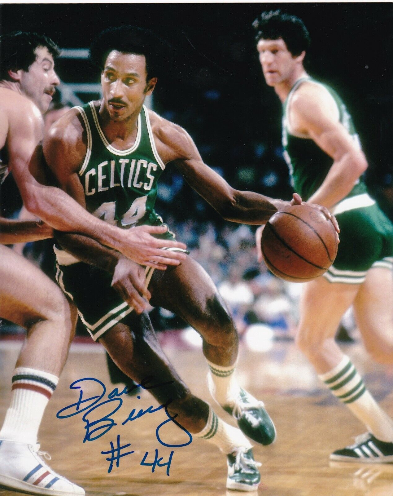 DAVE BING BOSTON CELTICS ACTION SIGNED 8x10