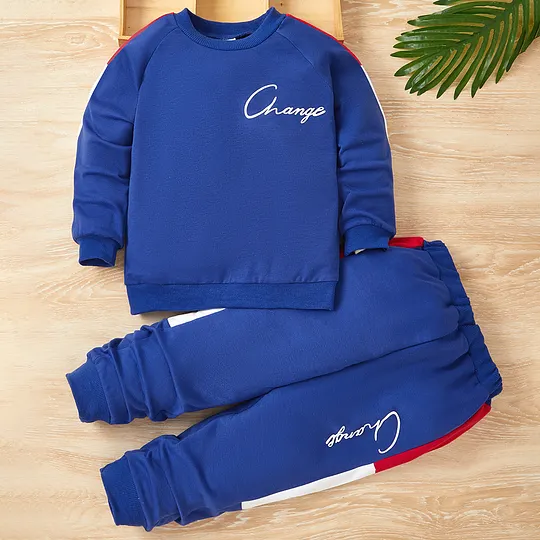 【18M-6Y】2-piece Boys Casual Cotton Letter Printe Round Neck Sweatshirt And Pants Set